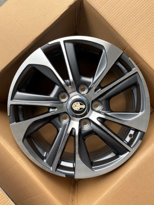 Silver 8.5J Rims For Toyota , 110 Hole 5x150 20 Inch Wheels